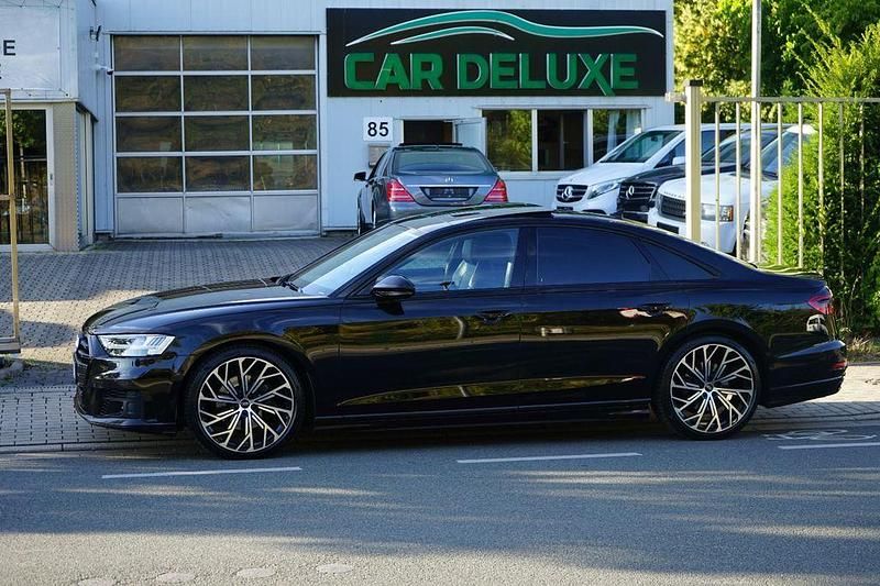 Mythosschwarz Gebraucht 2020 Audi A8 S-Line Limousine | 49.888 € (Guter Preis) - Bild 1/4