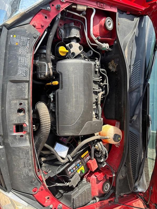 Gebraucht Renault Clio IV 75 PS (55 kW) 2012 Rot Kleinwagen