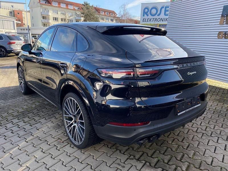 Gebraucht Porsche Cayenne Coupe Chrono 462 PS (339 kW) 2021 Schwarz Coupé