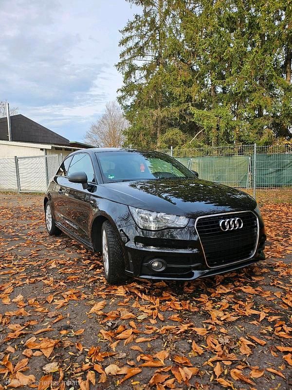 Gebraucht Audi A1 S-Line 185 PS (136 kW) 2012 Schwarz Kleinwagen