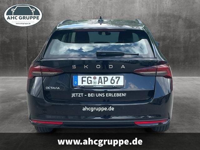 Gebraucht Skoda Octavia Selection 150 PS (110 kW) 2025 Schwarzmagic perleffekt Kombi