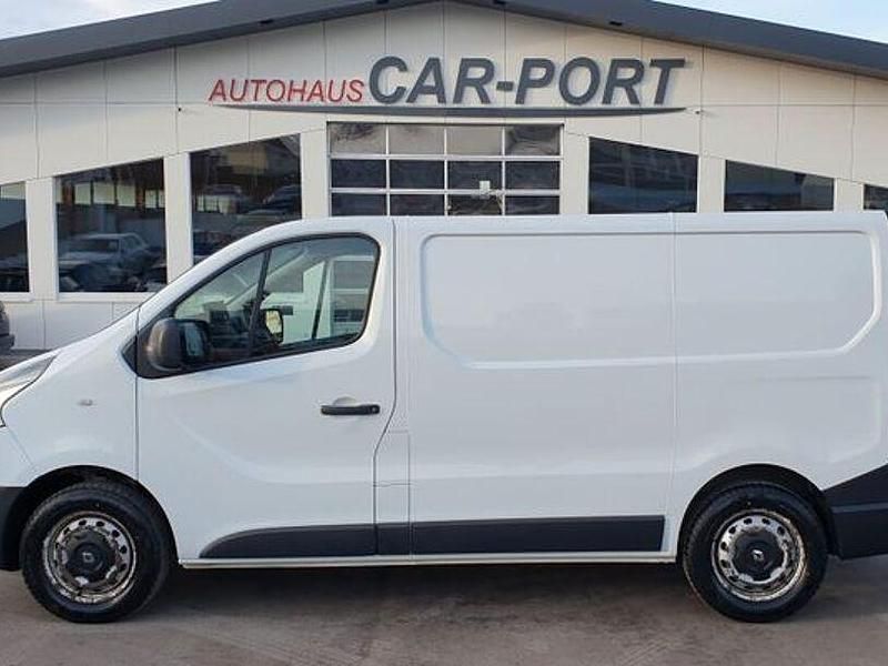 Gebraucht Renault Trafic Komfort 90 PS (66 kW) 2016 Weiß Van / Kleinbus