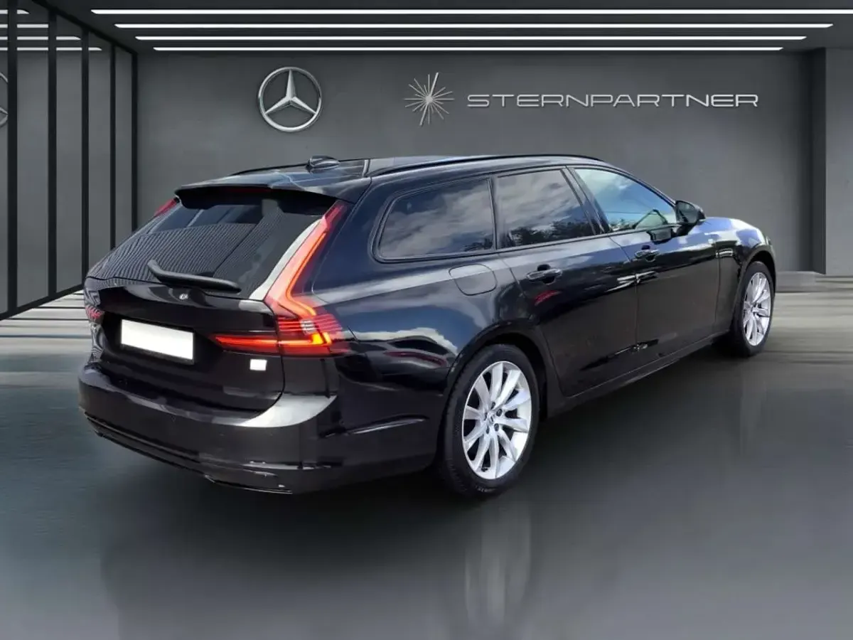 Gebraucht Volvo V90 Plus 310 PS (228 kW) 2022 Schwarz Kombi
