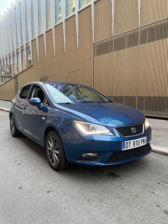 Blau Gebraucht 2015 Seat Ibiza Limousine | 4.500 € (Guter Preis) - Bild 1/3