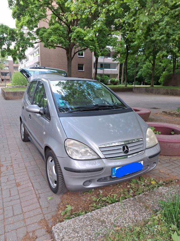 Silber Gebraucht 1999 Mercedes A160 Elegance Van / Kleinbus | 3.500 € (Teuer) - Bild 1/4