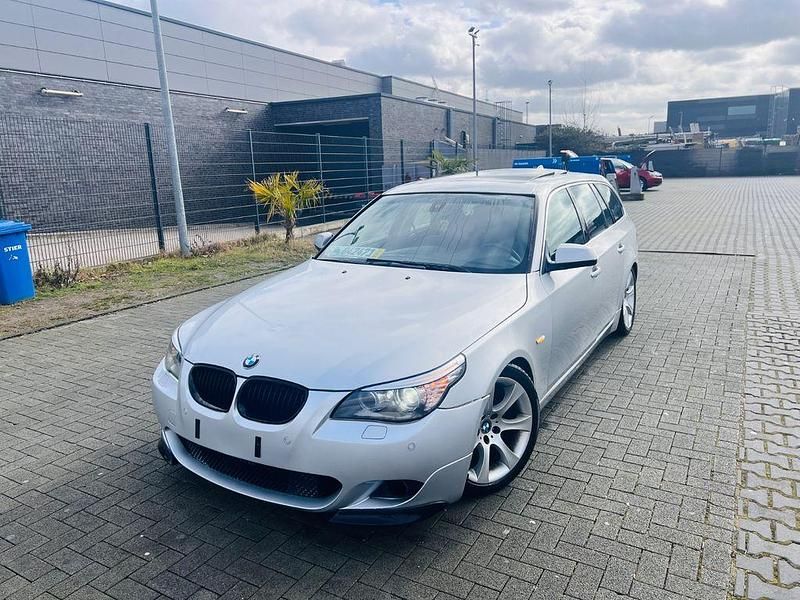Gebraucht BMW 525 197 PS (144 kW) 2010 Silber Kombi