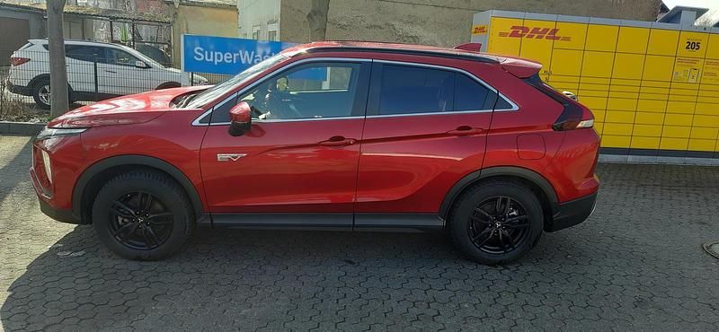 Gebraucht Mitsubishi Eclipse Cross 188 PS (138 kW) 2022 Rot SUV