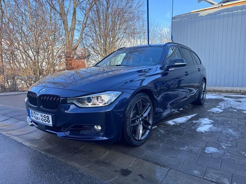 Blau Gebraucht 2015 BMW 325 Sport Line Kombi | 14.350 € (Fairer Preis) - Bild 1/4