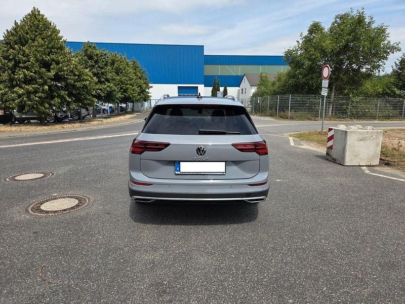 Gebraucht VW Golf Alltrack 200 PS (147 kW) 2021 Grau Kombi