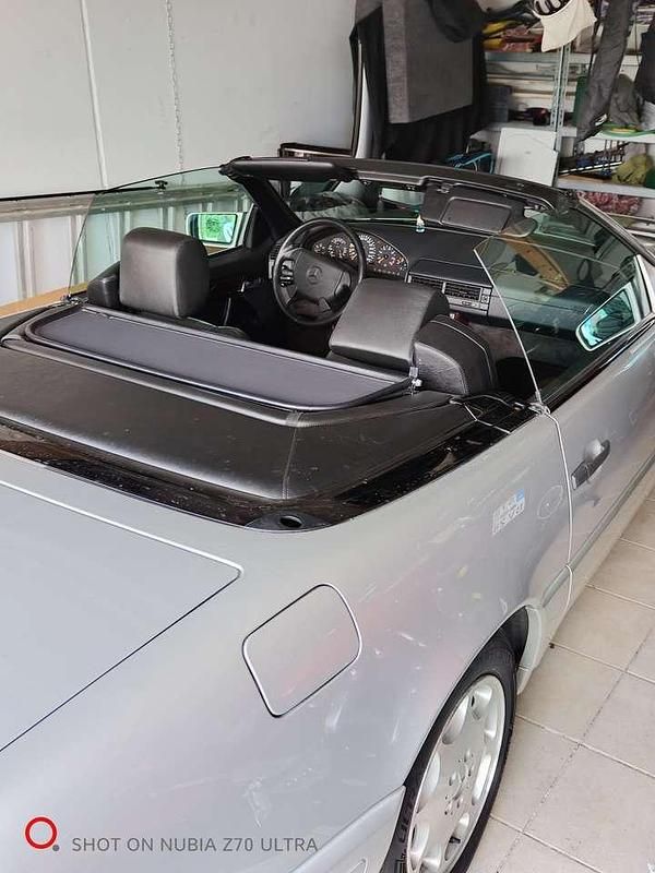 Silber Gebraucht 1997 Mercedes SL500 Cabrio | 25.000 € - Bild 1/4