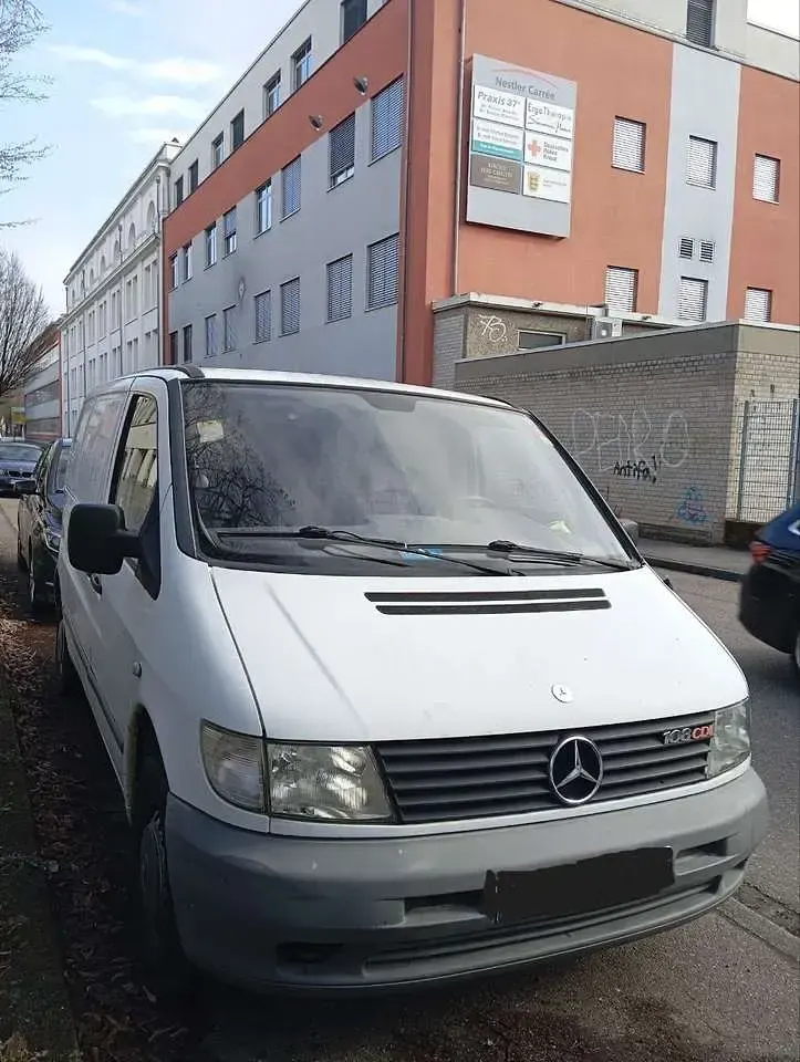 Gebraucht Mercedes Vito 82 PS (60 kW) 1999 Van