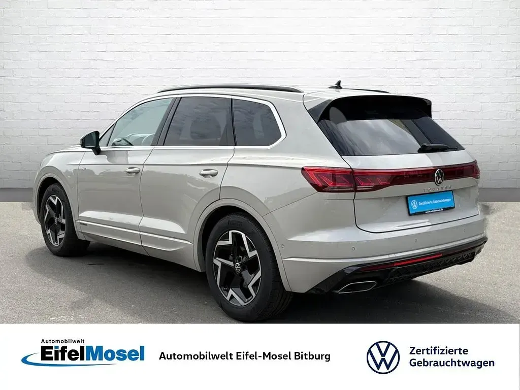 Gebraucht VW Touareg R-line 286 PS (210 kW) 2025 Beige SUV