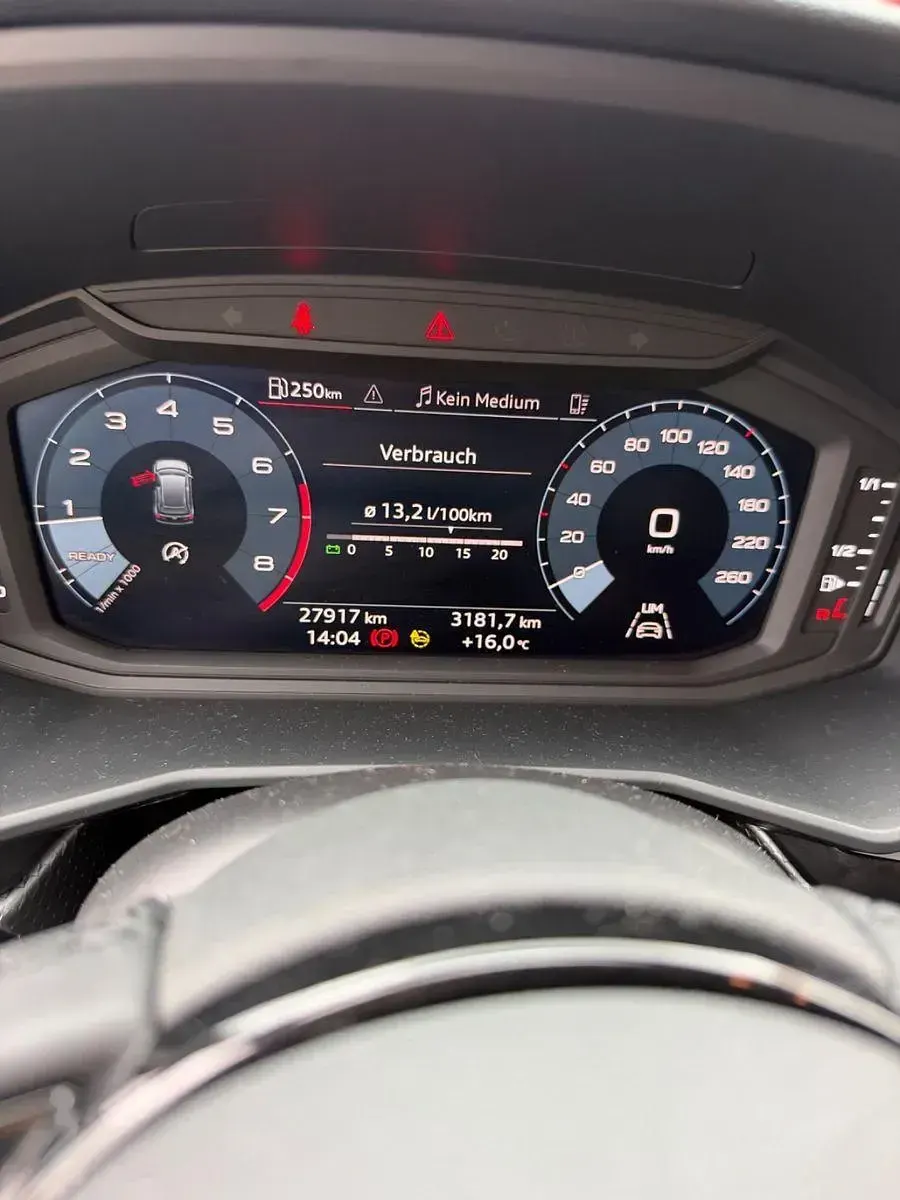 Gebraucht Audi A1 Design 150 PS (110 kW) 2023 Grün SUV