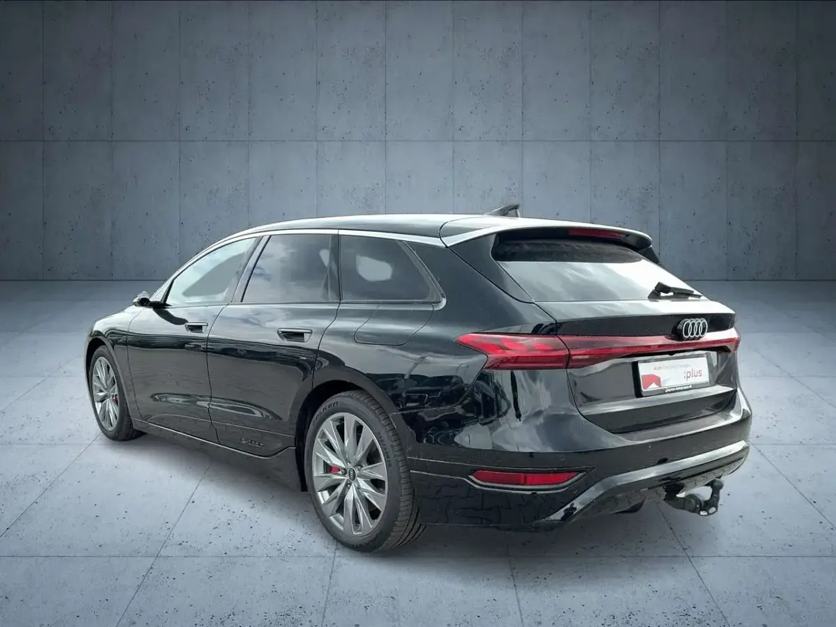 Gebraucht Audi A6 e-tron Performance 119 kW (163 PS) 2025 Schwarz Kombi