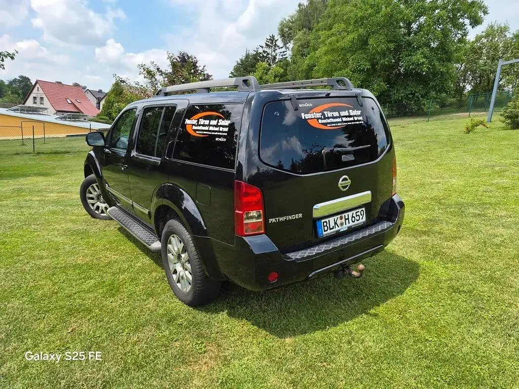 Gebraucht Nissan Pathfinder 241 PS (177 kW) 2015 Schwarz SUV