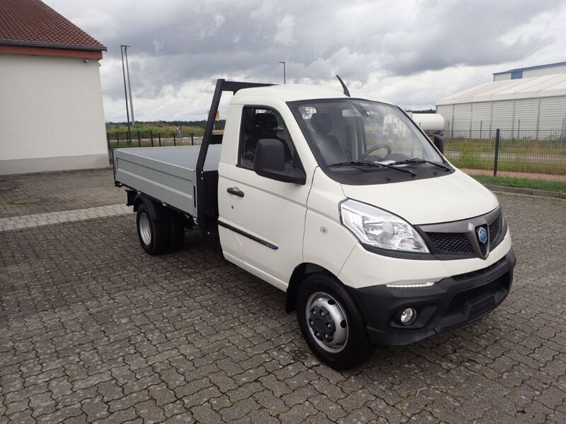 Gebraucht Piaggio Porter 106 PS (77 kW) 2024 Weiß