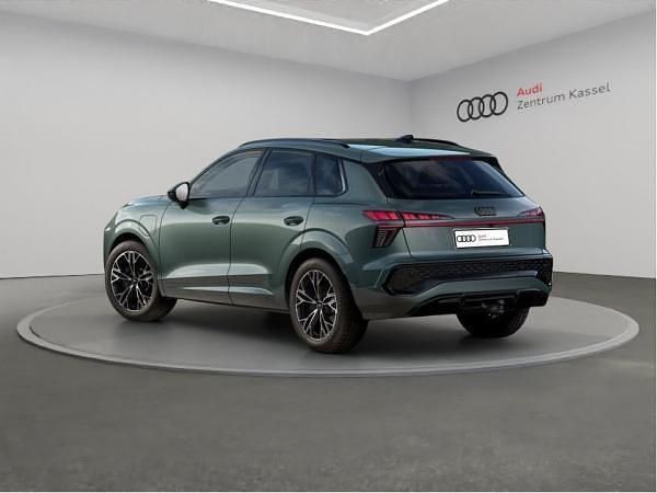 Neu Audi Q3 S-Line 272 PS (200 kW) 2025 Grün (salbeigrün metallic) SUV