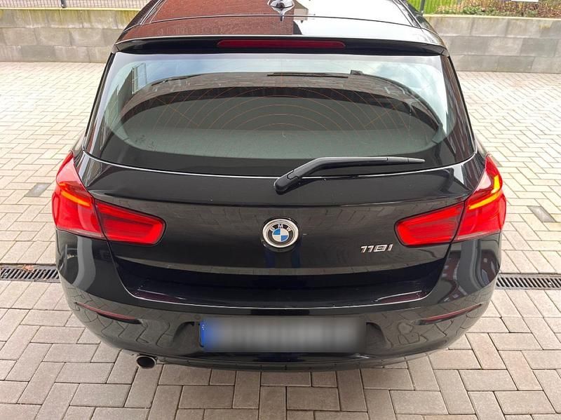 Gebraucht BMW 118 136 PS (100 kW) 2019 Schwarz Kleinwagen