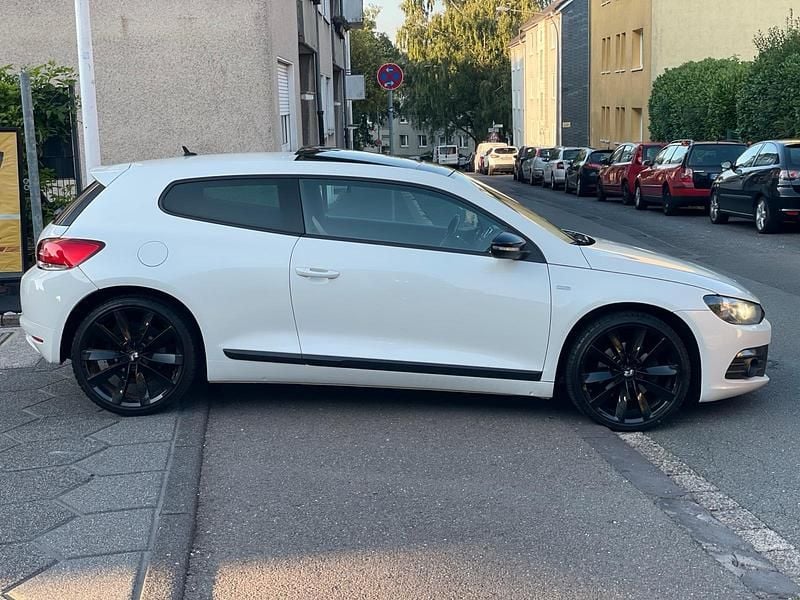 Gebraucht VW Scirocco Match 177 PS (130 kW) 2013 Weiß Coupé