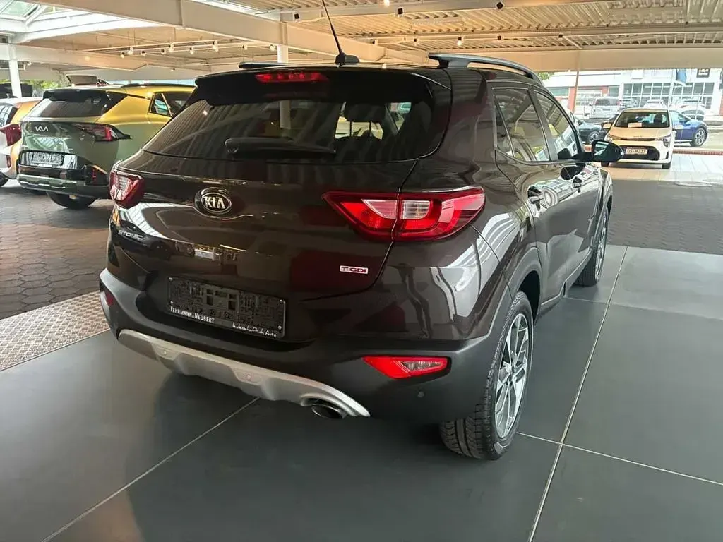 Gebraucht Kia Stonic Advance 120 PS (88 kW) 2018 Braun SUV