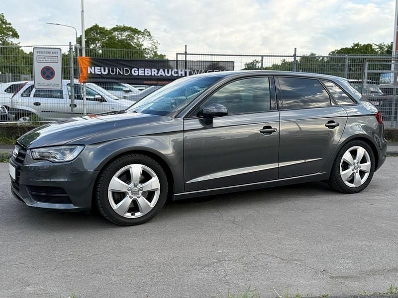 Gebraucht Audi A3 S-Line 184 PS (135 kW) 2015 Grau Kombi