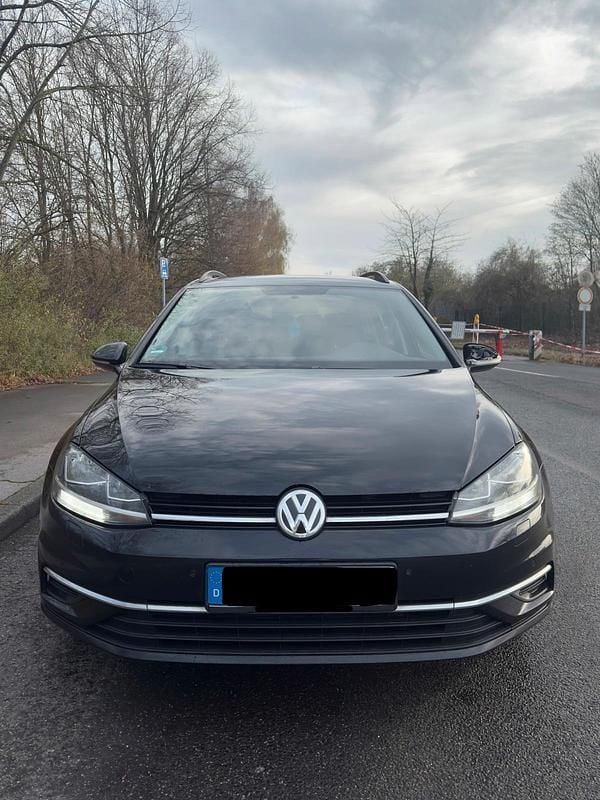 Gebraucht 2018 VW Golf VII Kombi | 7.350 € (Superpreis) - Bild 1/4