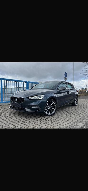 Gebraucht Seat Leon FR 150 PS (110 kW) 2021 Grau Limousine