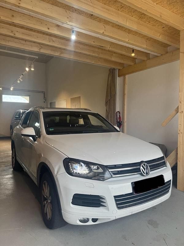 Weiß Gebraucht 2012 VW Touareg SUV | 10.900 € (Superpreis) - Bild 1/4