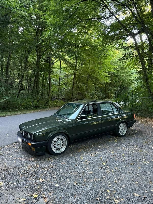 Gebraucht BMW 316 100 PS (73 kW) 1989 Grün Limousine