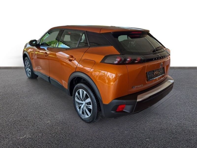 Gebraucht Peugeot e-2008 Active 100 kW (136 PS) 2021 Orange SUV