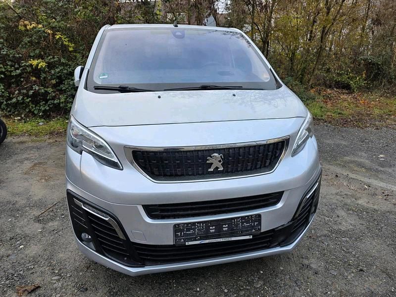 Silber Gebraucht 2019 Peugeot Expert Van | 13.850 € - Bild 1/4