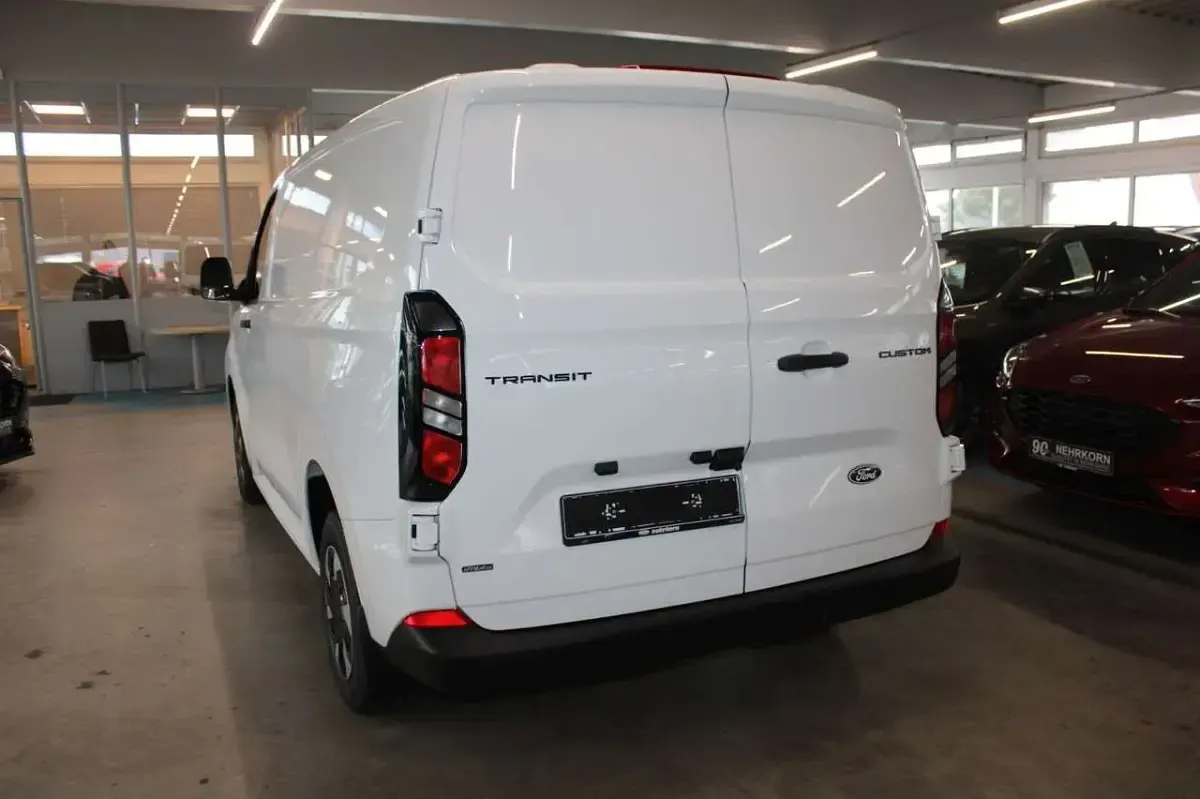 Nuova Ford Transit Custom Trend 232 CV (170 kW) 2025 Bianco Berlina