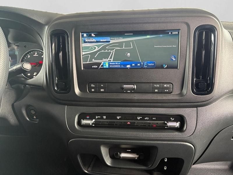 Gebraucht Mercedes Vito 136 PS (100 kW) 2024 Arktikweiß Van