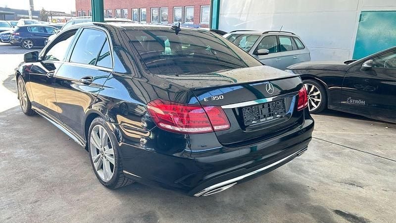 Gebraucht Mercedes E350 306 PS (225 kW) 2013 Schwarz Limousine