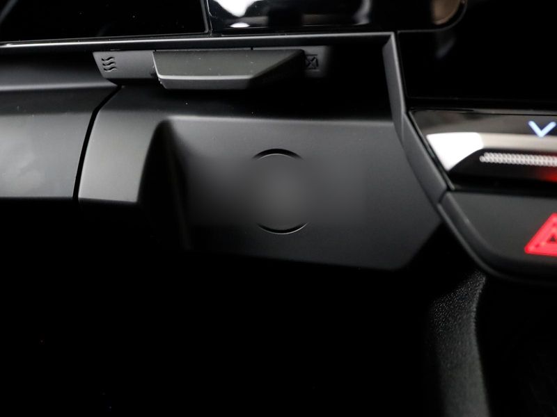 Gebraucht Renault Megane E-Tech Evolution 96 kW (131 PS) 2024 Weiß Limousine