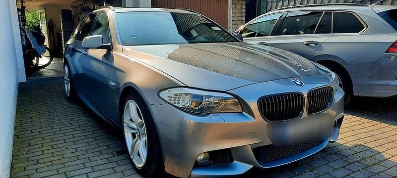 Grau Gebraucht 2012 BMW 525 M Sport Limousine | 12.000 € (Fairer Preis) - Bild 1/4