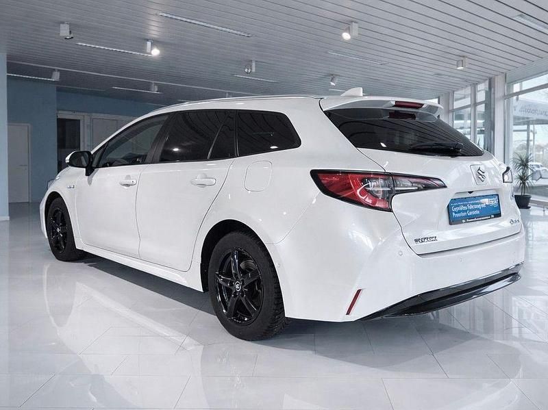 Gebraucht Suzuki Swace Comfort+ 98 PS (72 kW) 2022 Weiß Kombi