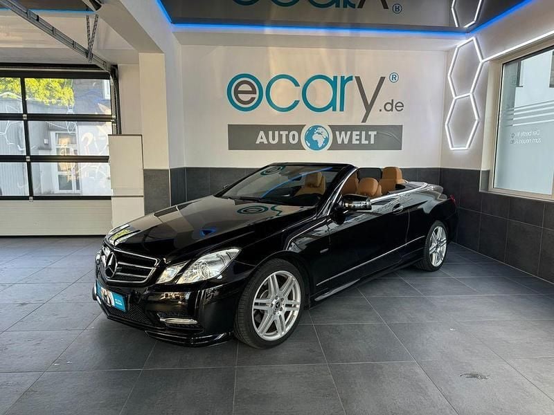 Schwarz Gebraucht 2011 Mercedes E250 AMG line Cabrio | 17.995 € (Etwas zu teuer) - Bild 1/4