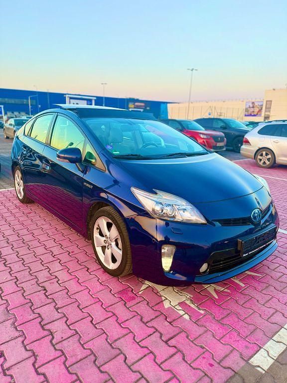 Gebraucht Toyota Prius Edition 99 PS (72 kW) 2012 Blau Limousine