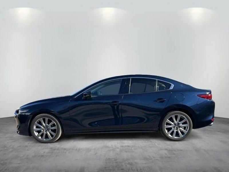 Gebraucht Mazda 3 Selection 186 PS (136 kW) 2022 Deep crystal blue Limousine