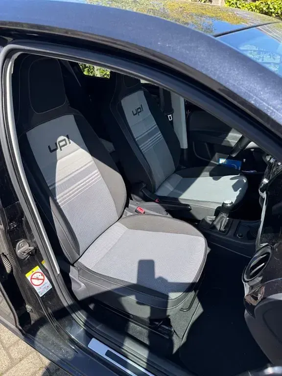 Gebraucht VW up! 75 PS (55 kW) 2013 Schwarz Kleinwagen