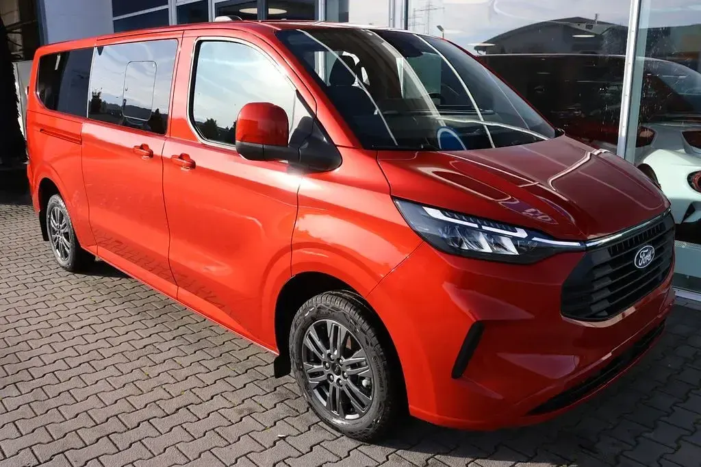 Neu Ford Transit Custom Limited 150 PS (110 kW) 2026 Frozen white Kombi