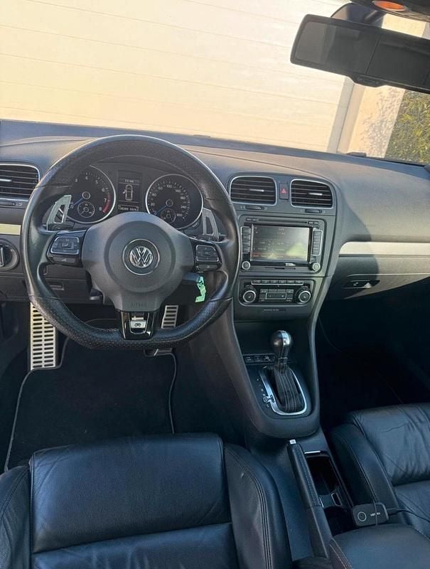 Second-hand VW Golf 270 CP (198 kW) 2010 Albastru Coupe