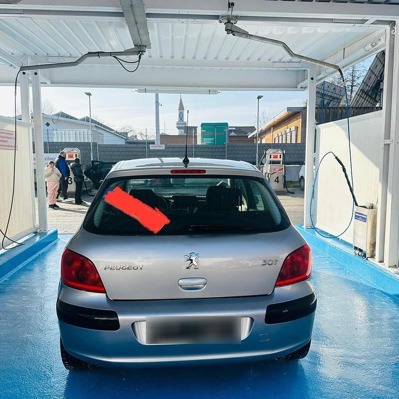 Gebraucht Peugeot 307 110 PS (80 kW) 2001 Silber Kleinwagen