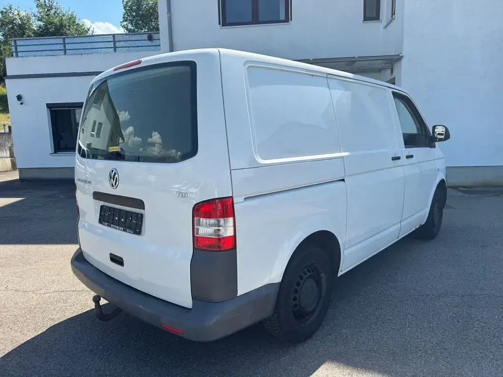 Gebraucht VW T5 102 PS (75 kW) 2011 Weiß Van