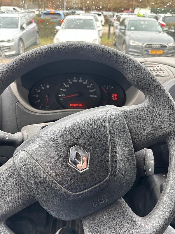 Gebraucht Renault Master 107 PS (78 kW) 2017 Blau Van