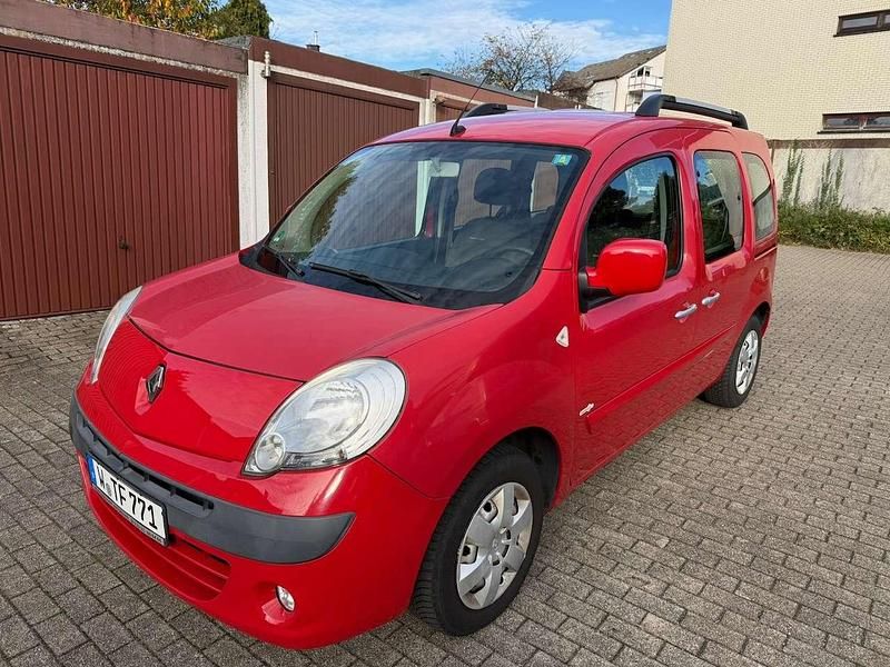 Gebraucht Renault Kangoo 106 PS (77 kW) 2012 Rot Kombi