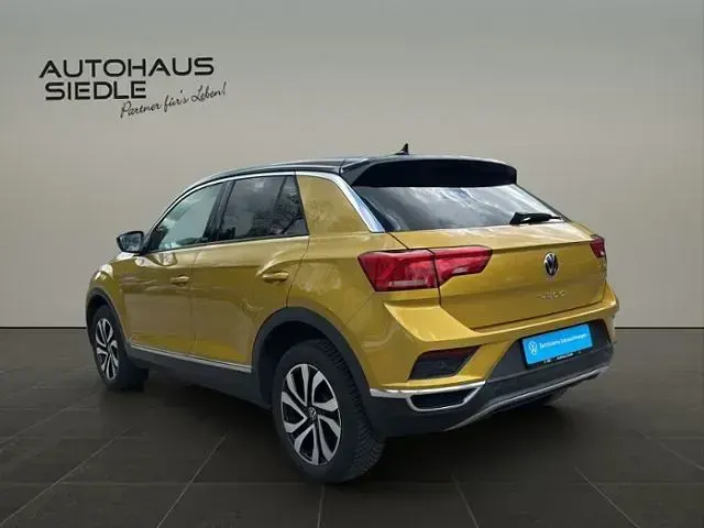 Gebraucht VW T-Roc Active 150 PS (110 kW) 2021 Gelb SUV