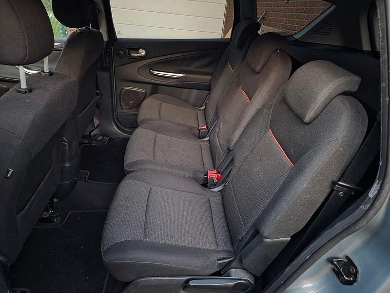 Gebraucht Ford S-MAX Trend 140 PS (102 kW) 2008 Grau Van / Kleinbus