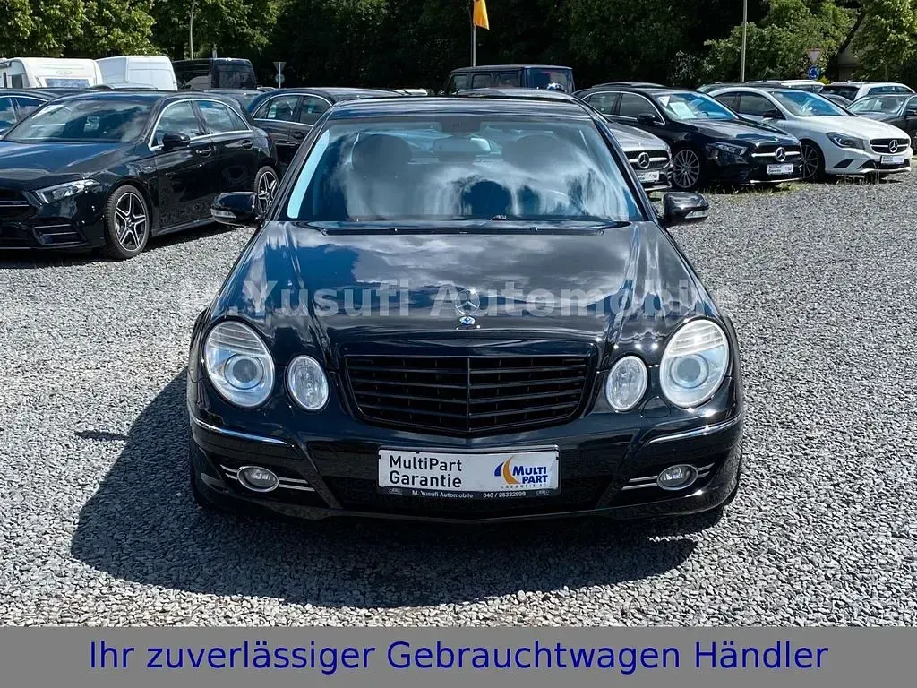 Gebraucht Mercedes E320 Avantgarde 224 PS (164 kW) 2008 Schwarz Limousine